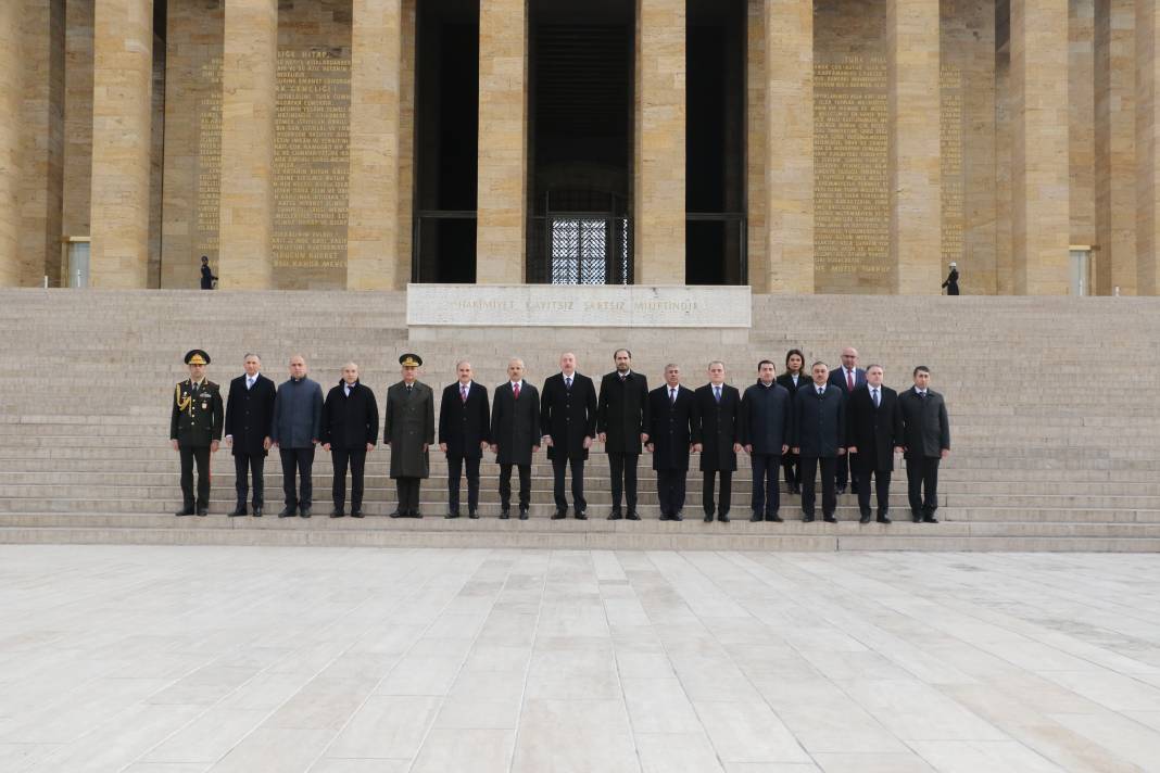 Azerbaycan Cumhurbaşkanı Aliyev Anıtkabir'de 5